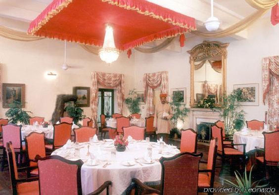 Gajner Palace-Heritage By Hrh Group Of Hotels Ресторант снимка